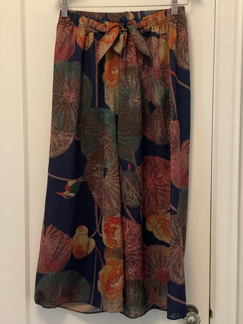 Floral Navy Tie-Waist Flowy  Wide-Leg Culottes